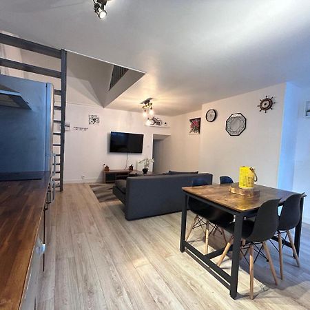 شقة La Casa Tres - Cosy In The Very Centre Port شيربوغ أون كوتننتين المظهر الخارجي الصورة