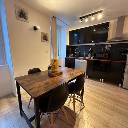 شقة La Casa Tres - Cosy In The Very Centre Port شيربوغ أون كوتننتين المظهر الخارجي الصورة